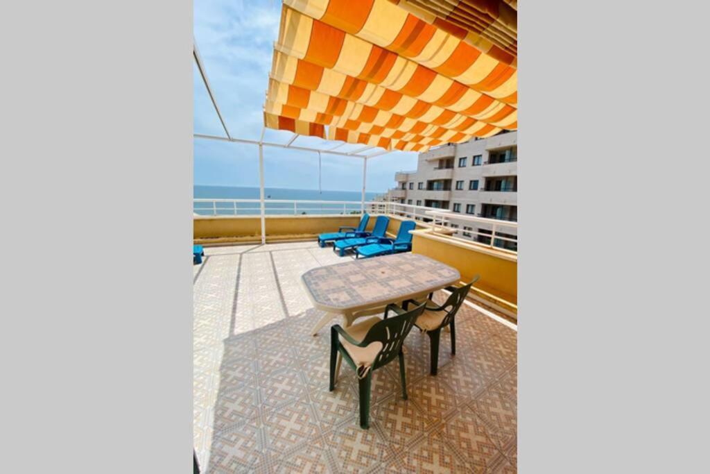 Excepcional apartamento Frontal, 1a línea de playa, MarinaDor Oropesa del Mar Exterior foto