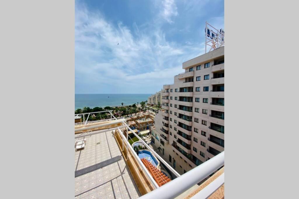 Excepcional apartamento Frontal, 1a línea de playa, MarinaDor Oropesa del Mar Exterior foto